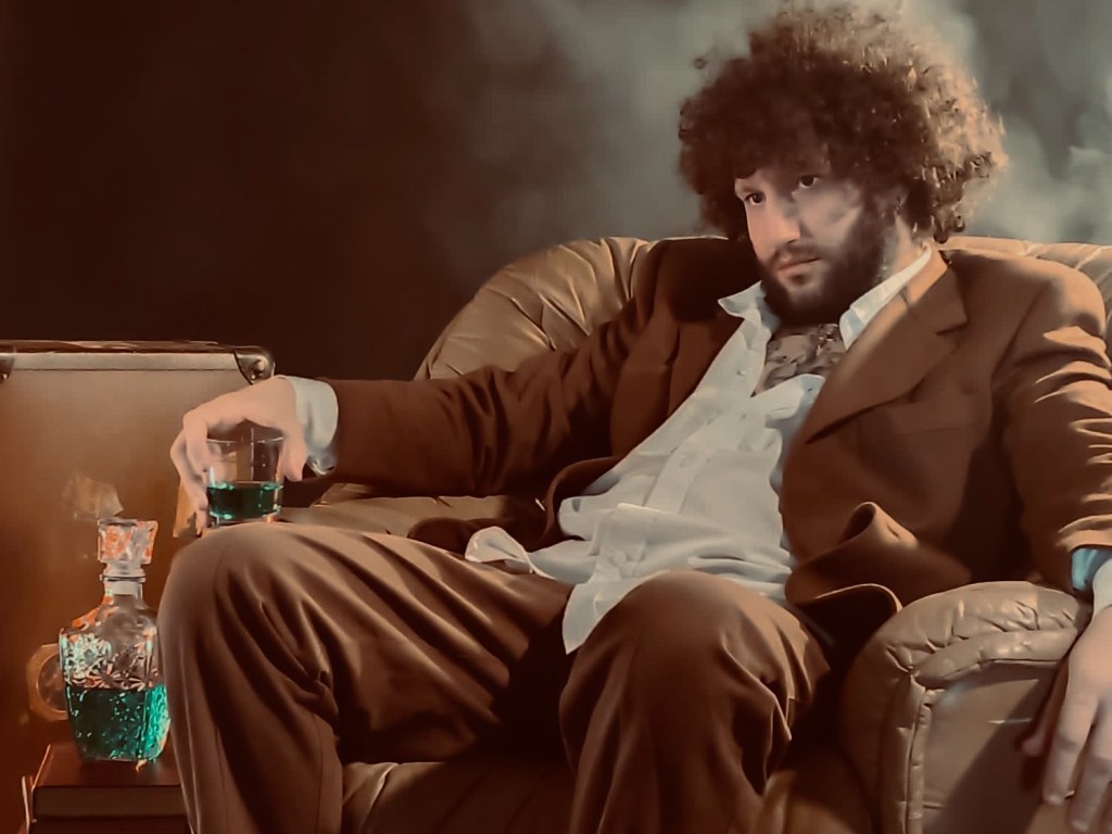 Intervista – Scrivere senza etichette:&nbsp;Lykan