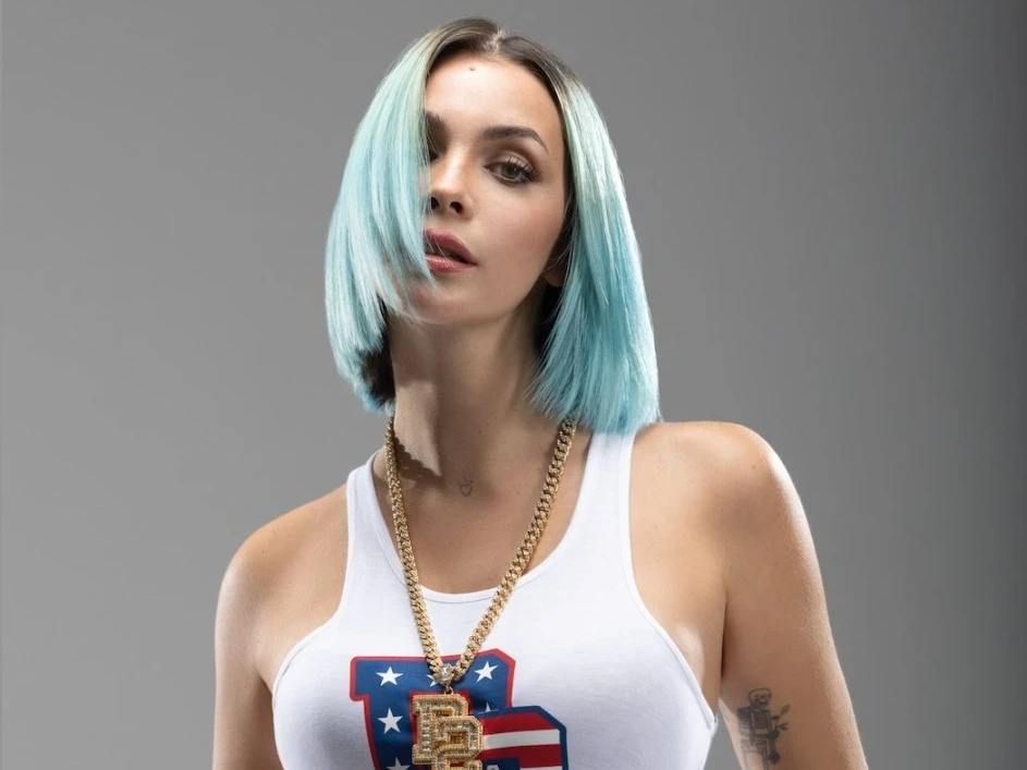 Rose Villain: fuori “IO, ME ED ALTRI GUAI”, il nuovo&nbsp;singolo.