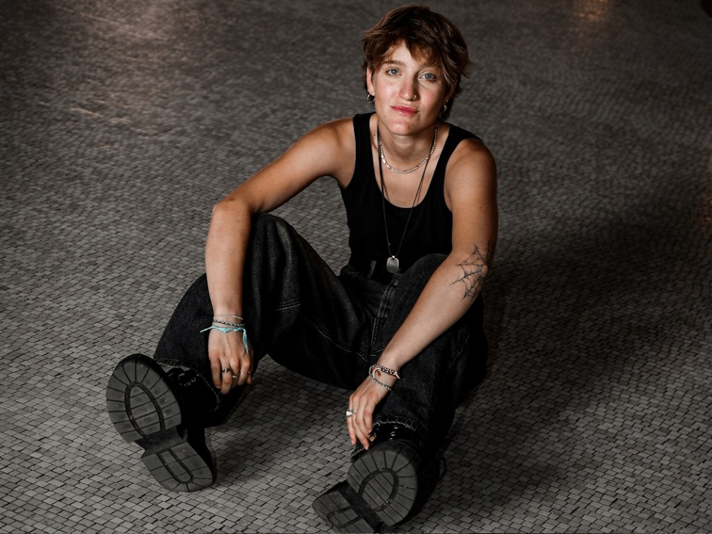 Intervista – Alla ricerca di “un oltre”:&nbsp;MonnaElisa