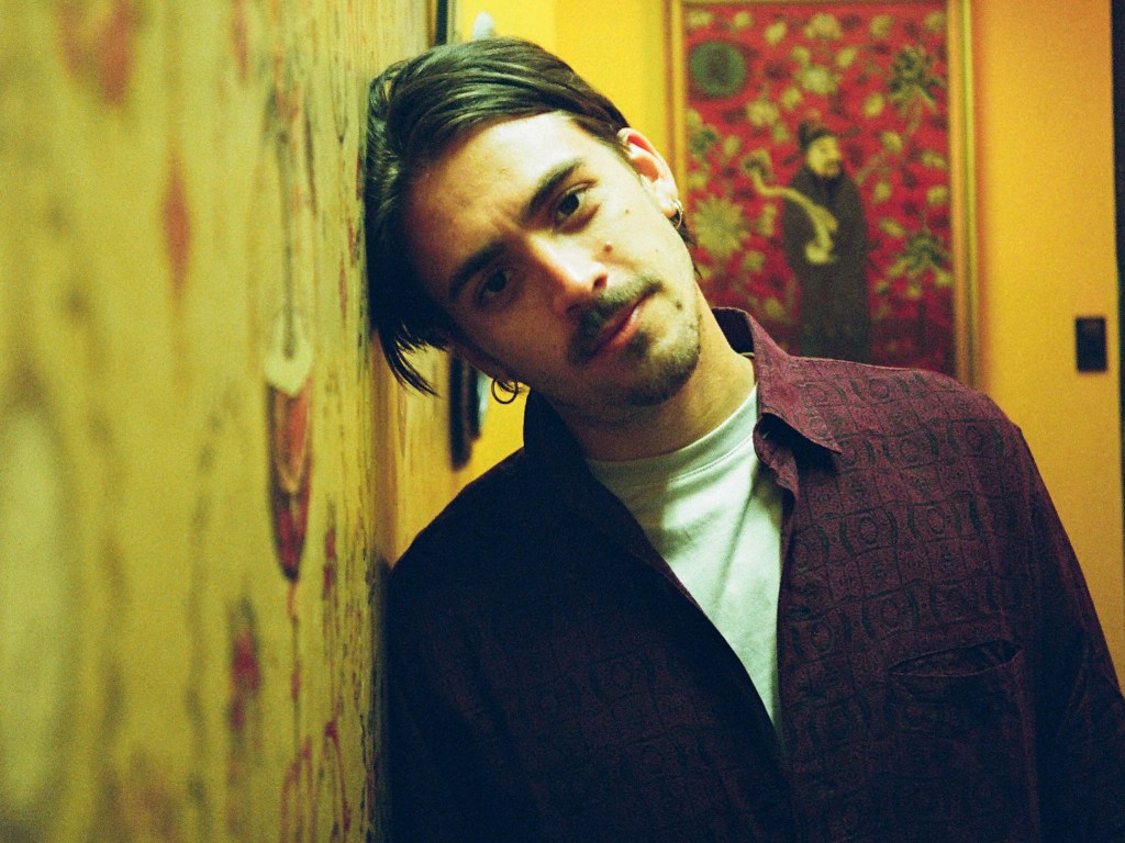 Intervista – “È una giornata di sole, ma piove”: Nico&nbsp;Arezzo