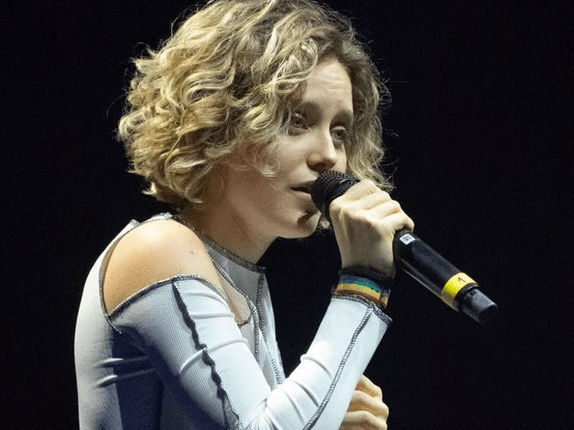 Intervista – Claudia Sacco e le sue “Radici”