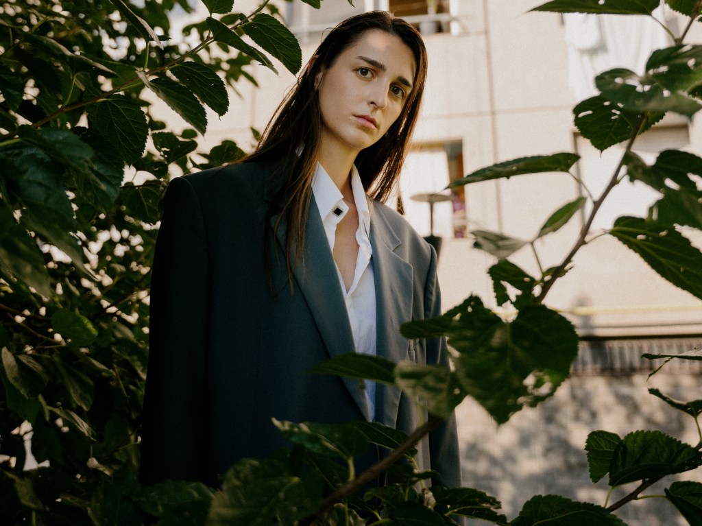 Intervista – Emma Nolde racconta “NUOVOSPAZIOTEMPO”