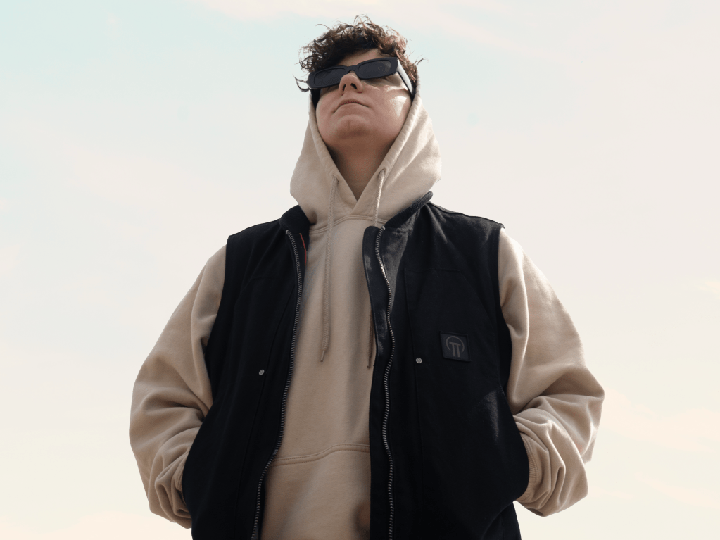 “Cliché”: il nuovo singolo di&nbsp;VAIDET