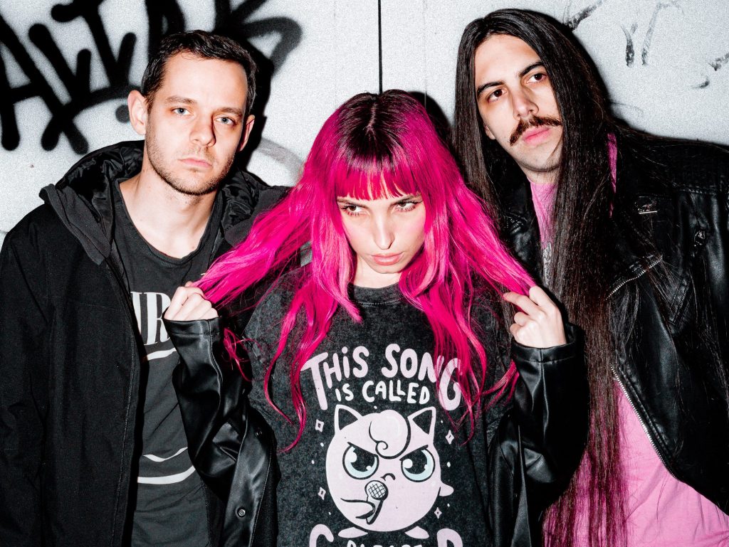 Rock Revolution – Un flusso di energia incontrollabile: i&nbsp;ROS