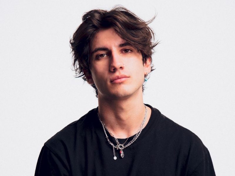 Jacopo Sol debutta con l’EP “Dove Finiscono I&nbsp;Sogni?”