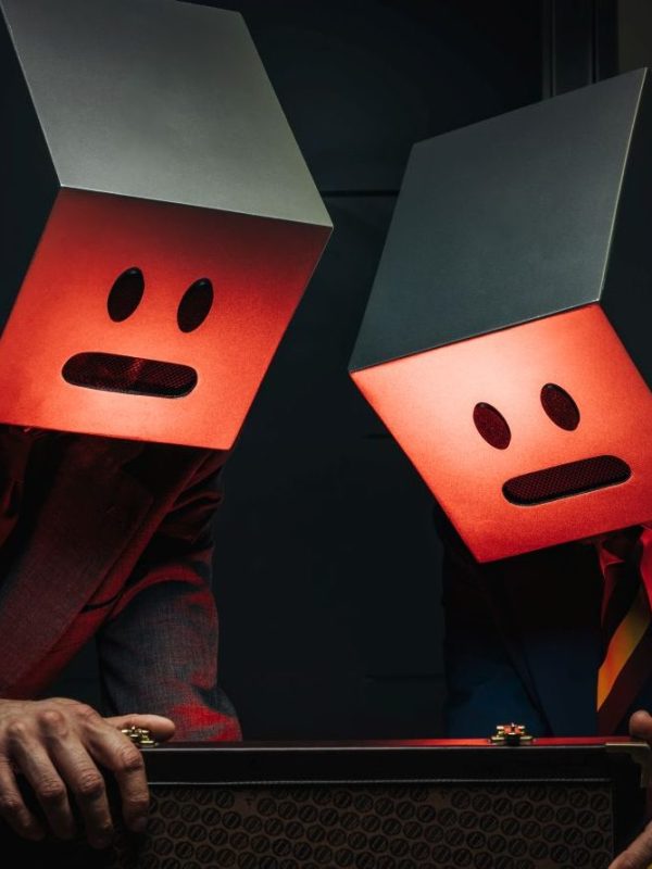 Intervista – I Legno raccontano “Piccola Abitante di&nbsp;Saturno”