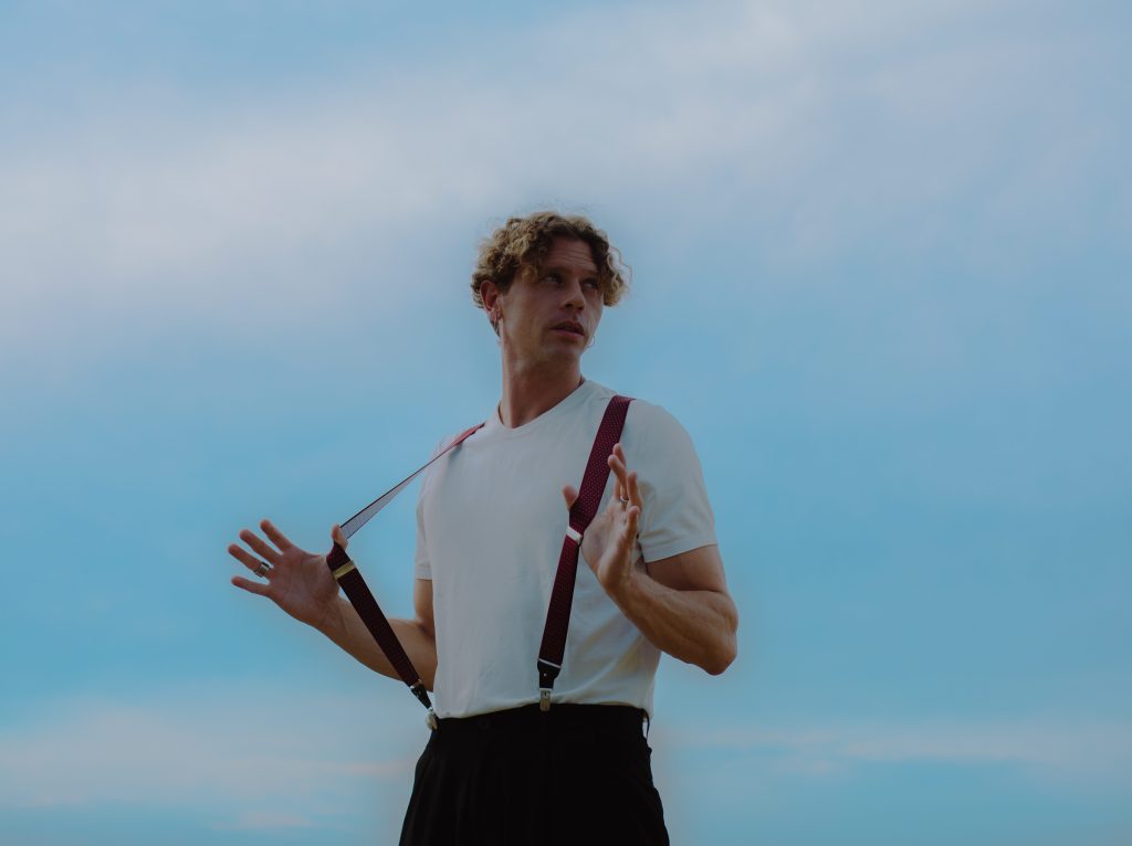 Dile torna con il nuovo singolo&nbsp;“Cantieri”