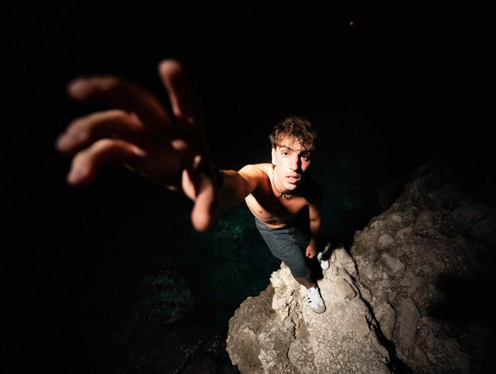 Intervista – Raccontare senza filtri:&nbsp;ALBE.X