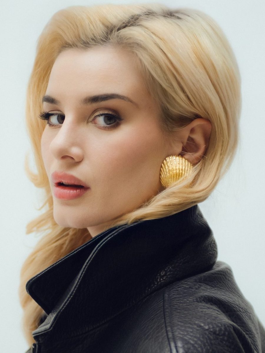 Beatrice Quinta: fuori “Amore Business”, il nuovo&nbsp;singolo