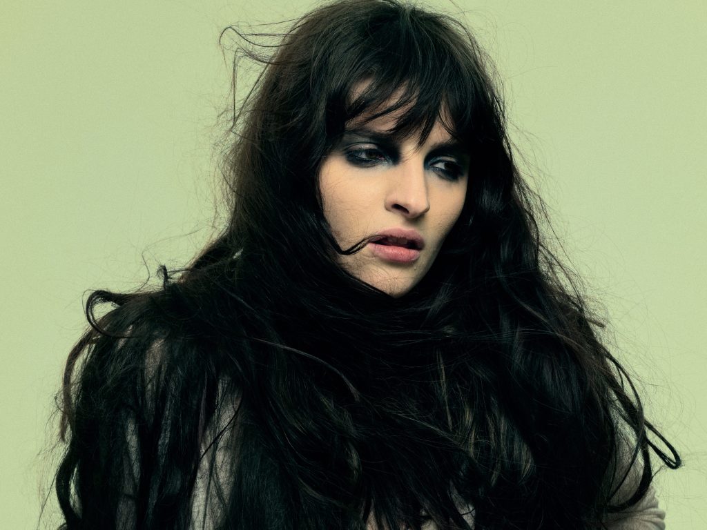 ANGELICA BOVE pubblica “TANA”, il suo primo&nbsp;album