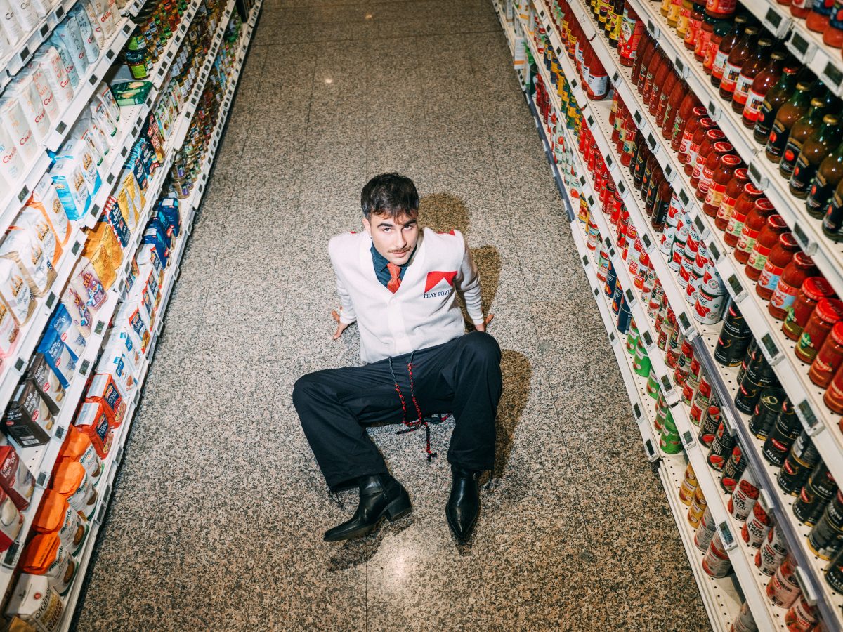 SANTACHIARA: fuori il concept album&nbsp;“Minimarket”